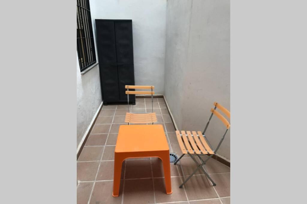 Ferienwohnung Bonito Apartamento Junto A Paseo De La Bomba Granada Exterior foto