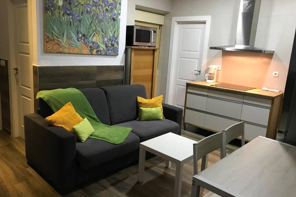 Ferienwohnung Bonito Apartamento Junto A Paseo De La Bomba Granada Exterior foto